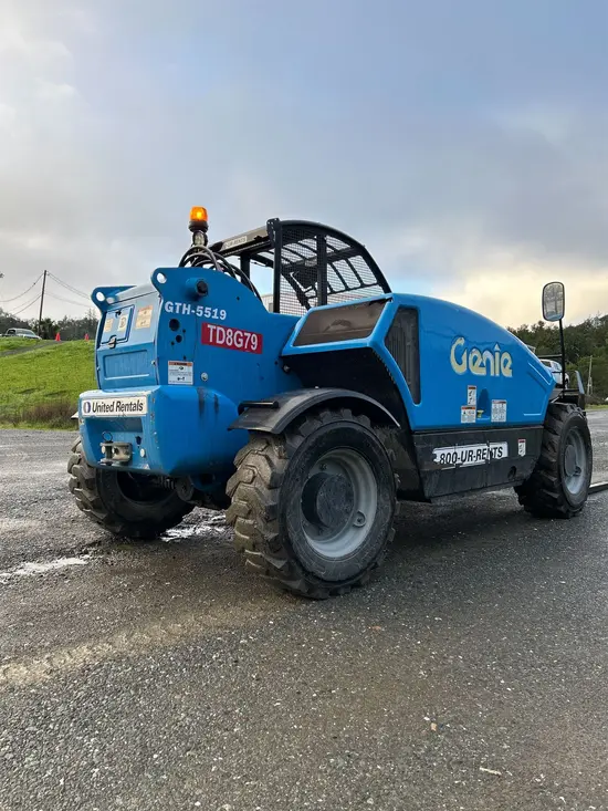 2017 Genie GTH-5519 Forklift