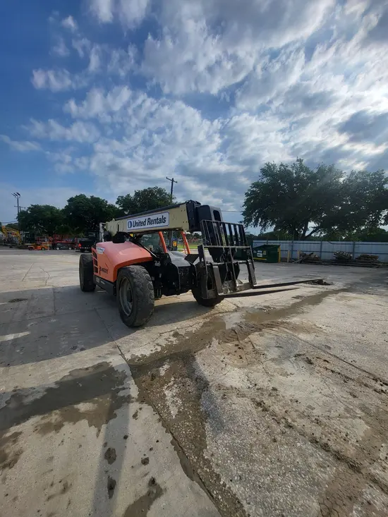 2016 JLG 642 Forklift