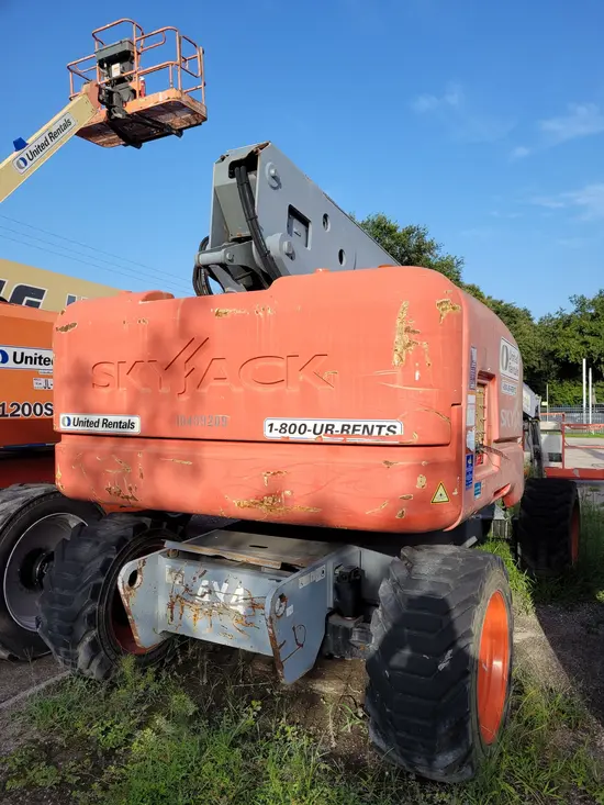 2015 Skyjack SJ86T Boom Lift