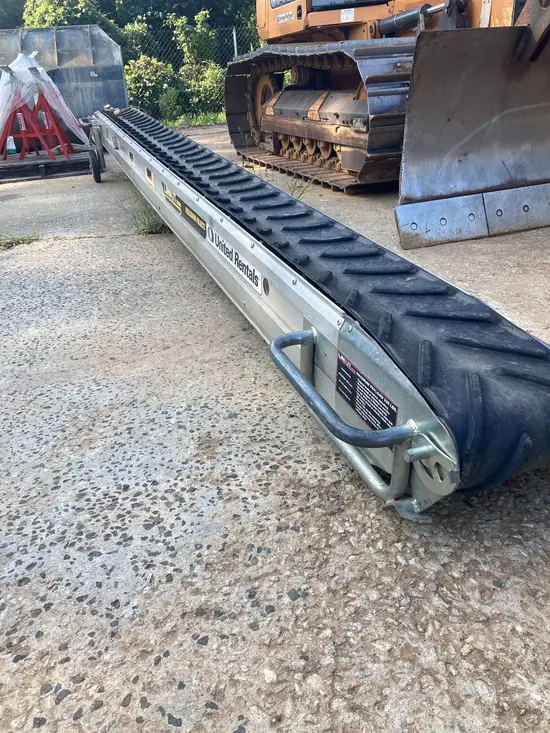 2018 LINKIT LKS300-5.5 Material Lift
