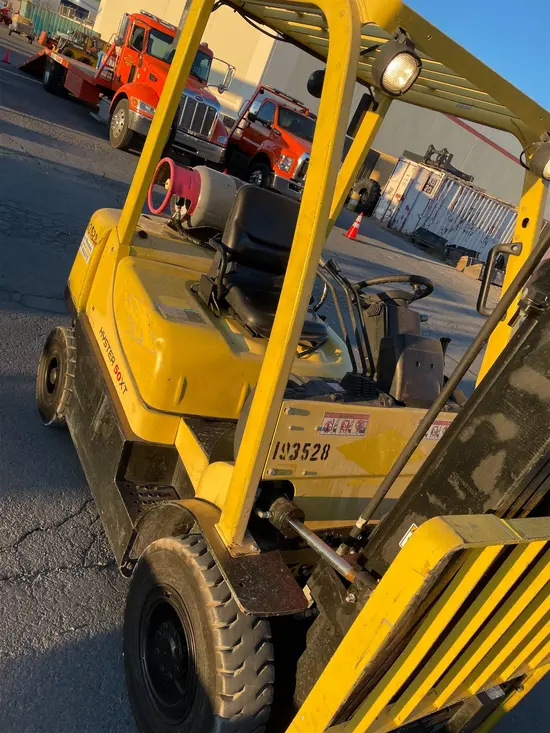 2017 HYSTER H50XT Warehouse Forklift