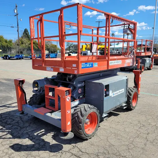 2017 Skyjack SJ6832RT Rough Terrain Scissor Lift
