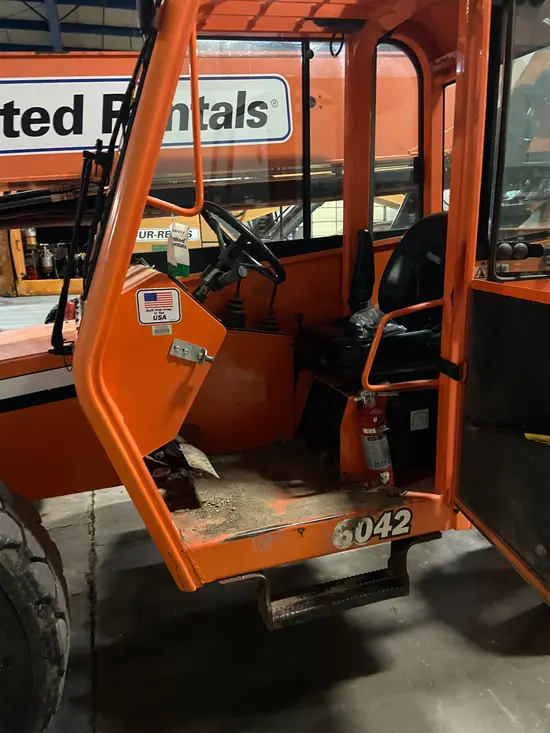 2015 SKYTRAK 6042 Forklift