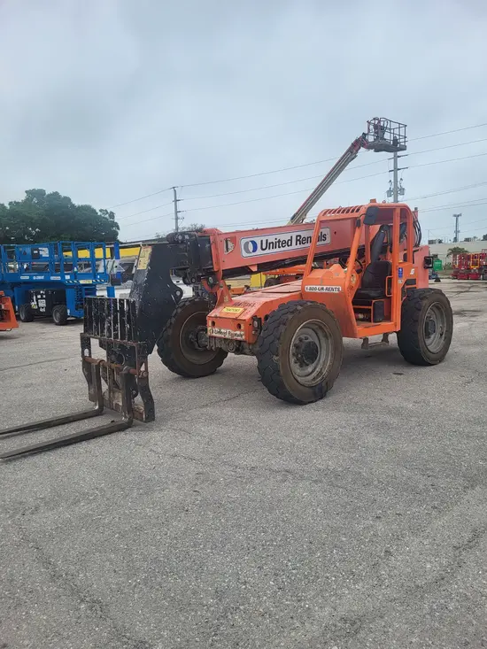 2016 SKYTRAK 6042 Forklift