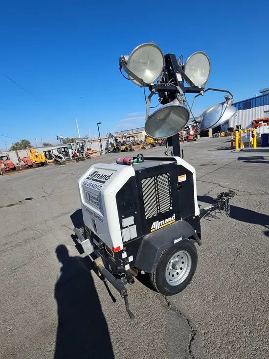 2019 Allmand NLV-ML3EC Portable Work Light