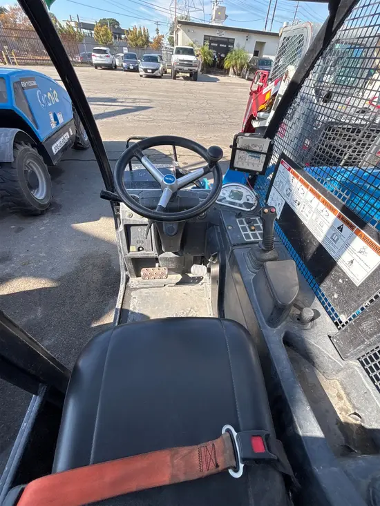 2017 Genie GTH-5519 Forklift