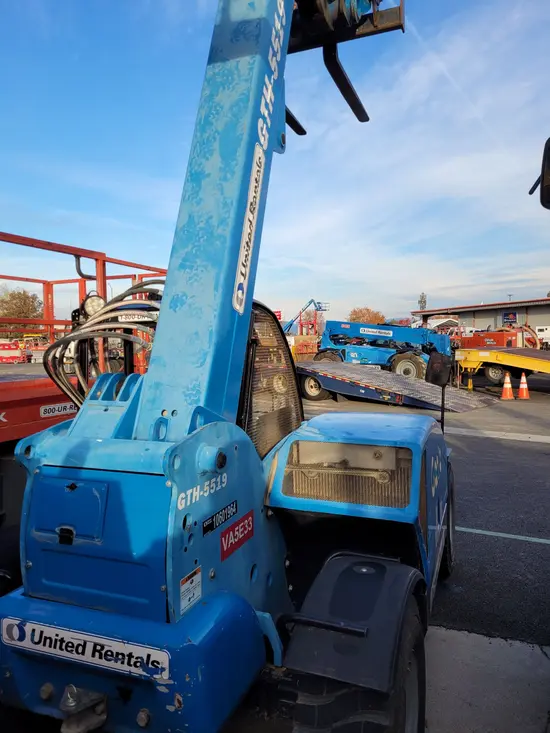 2017 Genie GTH-5519 Forklift