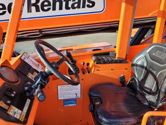 2016 SKYTRAK 6042 Forklift