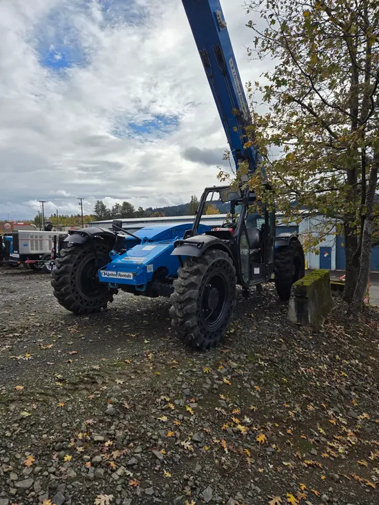 2016 Genie GTH-844 Forklift
