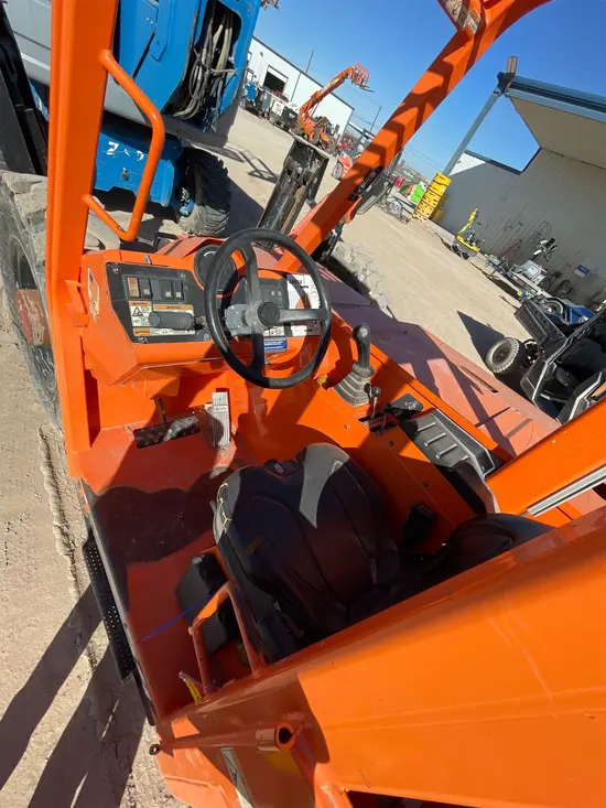 2017 SKYTRAK 10054 Forklift