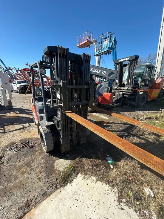 2017 Toyota 8FGU25 Warehouse Forklift