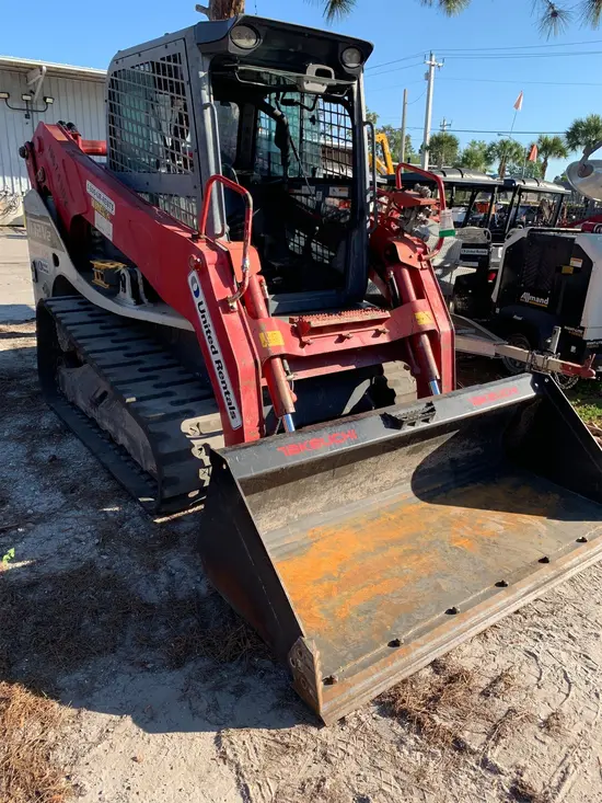2017 Takeuchi TL12V2-CR Track Loader