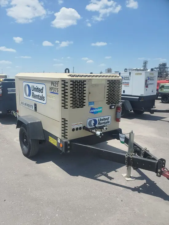 2018 Doosan P425/HP375WCUT4 Air Compressor