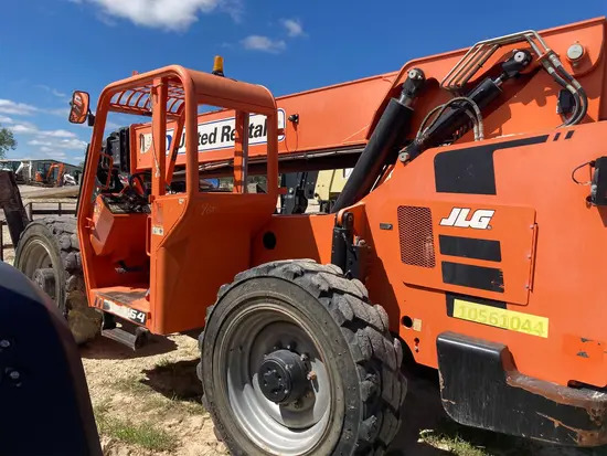 2017 SKYTRAK 10054 Forklift