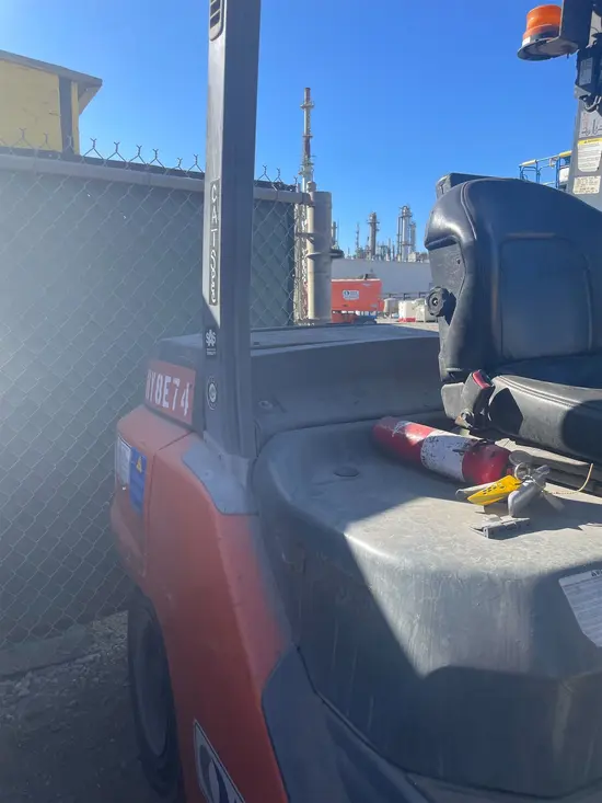 2015 Toyota 8FD35U Warehouse Forklift