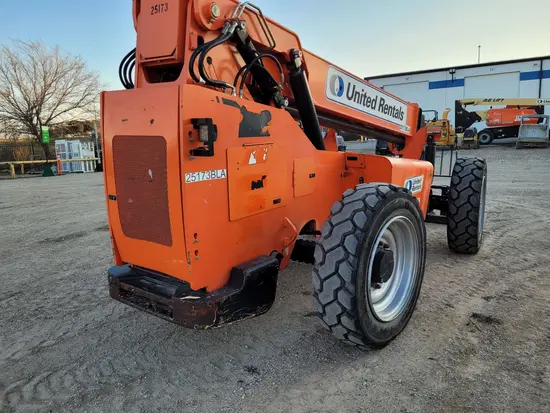 2015 SKYTRAK 6042 Forklift