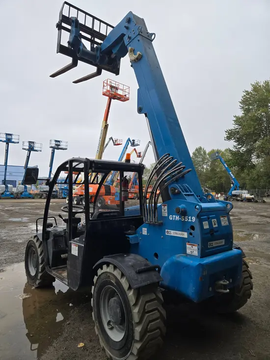 2017 Genie GTH-5519 Forklift