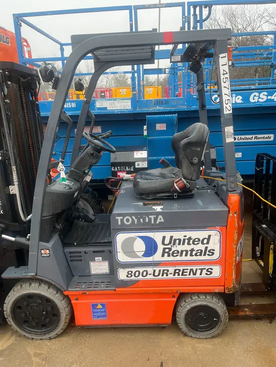 2022 Toyota 8FBCU25 Warehouse Forklift