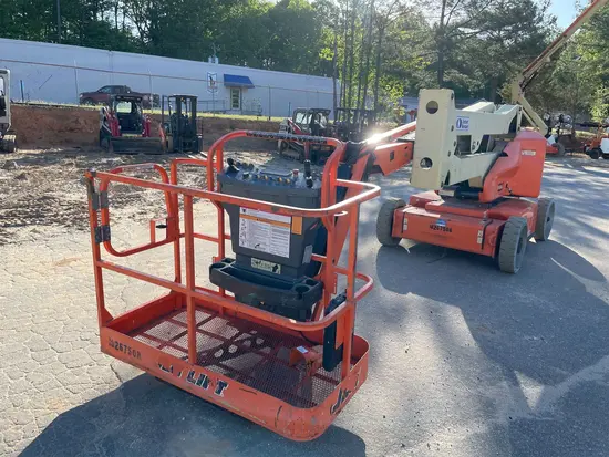 2014 JLG E450AJ Articulating Boom Lift
