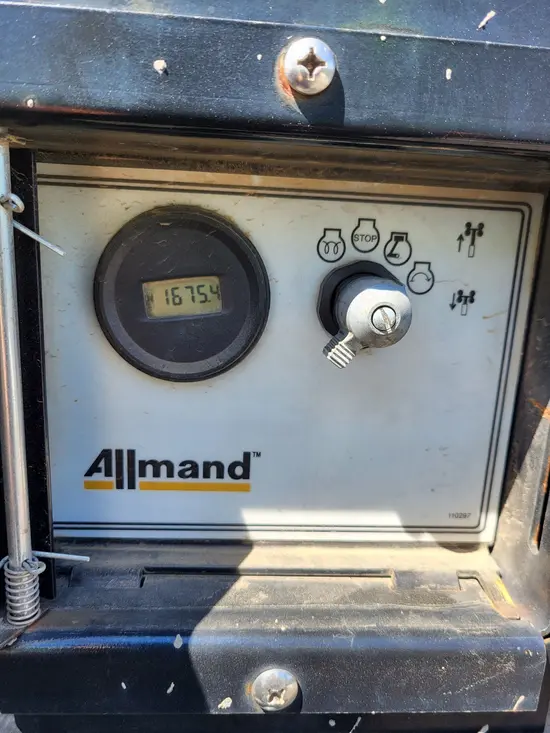 2019 Allmand NLV-ML3EC Portable Work Light