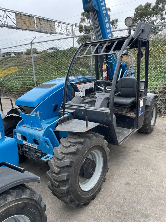 2017 Genie GTH-5519 Forklift