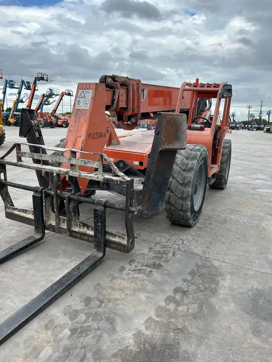 2014 SKYTRAK 10054 Forklift