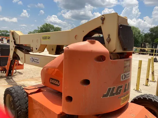 2016 JLG E450AJ Articulating Boom Lift