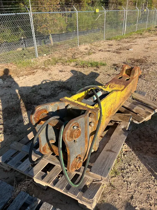 2015 Atlas Copco MB1500 Attachment