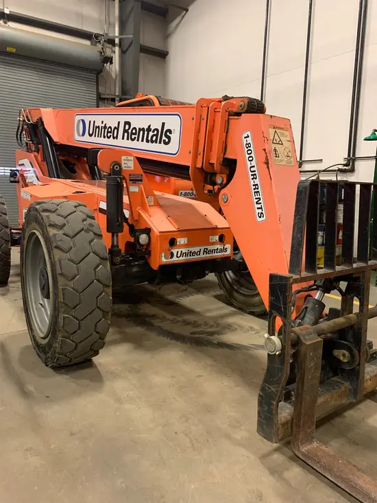 2015 SKYTRAK 6042 Forklift