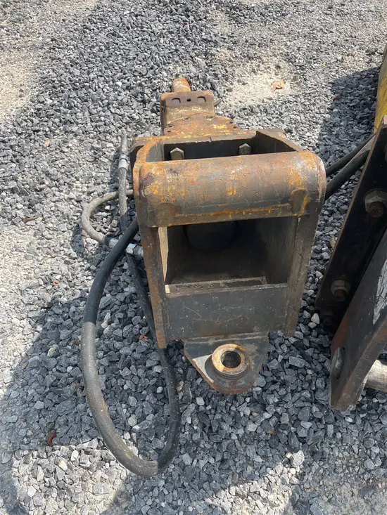 2016 Atlas Copco SB 452 Attachment