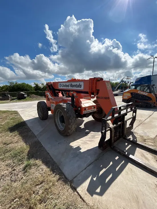 2015 SKYTRAK 6042 Forklift