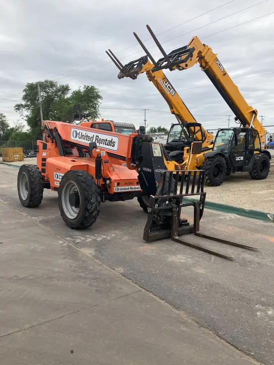 2016 SKYTRAK 6042 Forklift