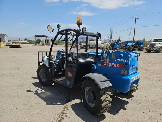 2017 Genie GTH-5519 Forklift