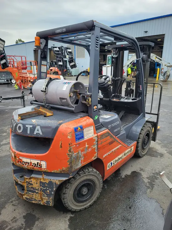 2019 Toyota 8FGU25 Warehouse Forklift