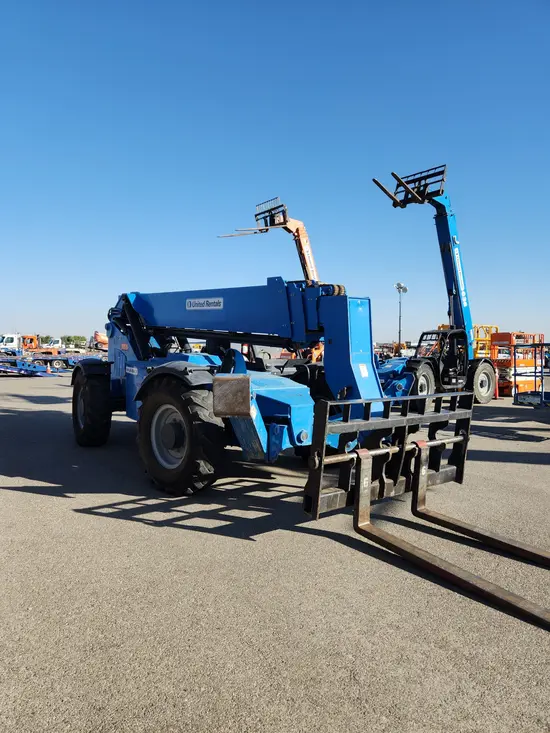 2016 Genie GTH-1056 Forklift