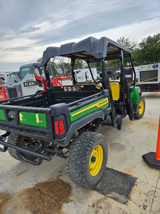2022 John Deere XUV855M S4 Utility Vehicle