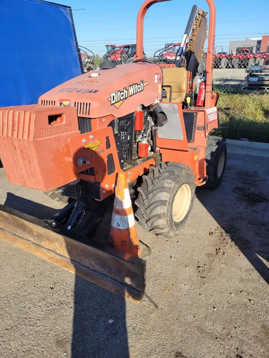 2016 Ditch Witch RT45A Ride-On Trencher