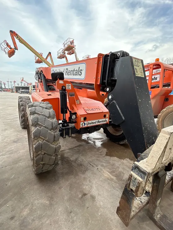 2016 SKYTRAK 6042 Forklift