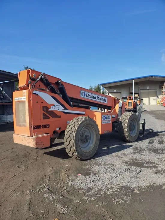2014 SKYTRAK 10054