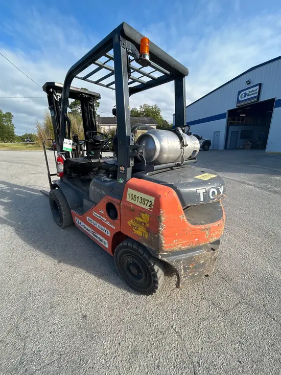 2018 Toyota 8FGU25 Warehouse Forklift