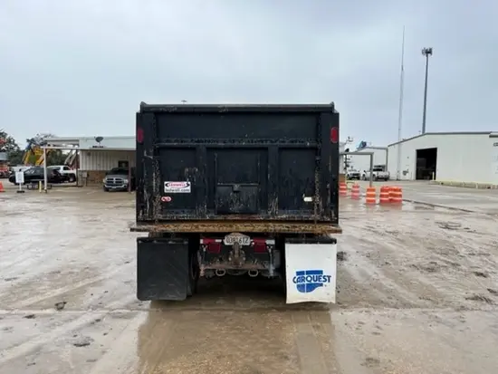 2020 Freightliner M2106 Truck