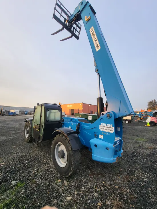 2016 Genie GTH-844 Forklift
