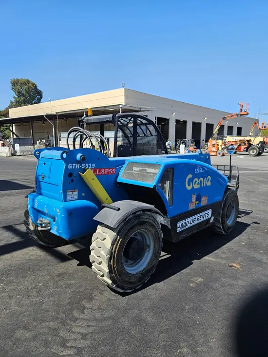 2017 Genie GTH-5519 Forklift