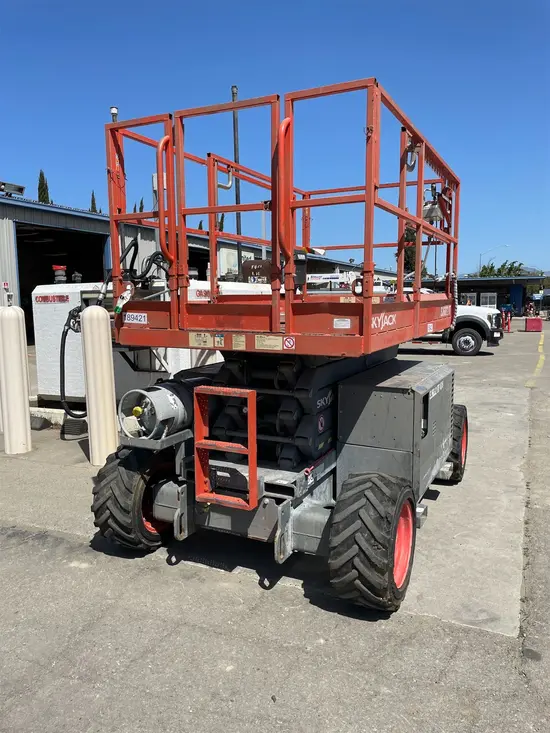 2017 Skyjack SJ6832RT Rough Terrain Scissor Lift