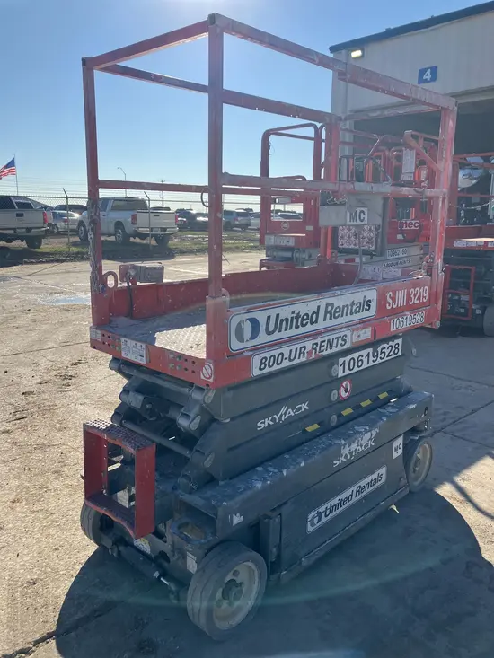 2017 Skyjack SJIII3219 Scissor Lift