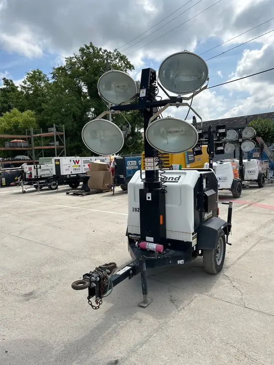 2018 Allmand NL5000 Towable Light Tower