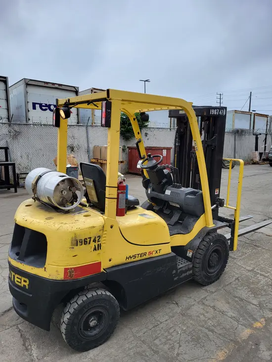 2017 HYSTER H50XT Warehouse Forklift