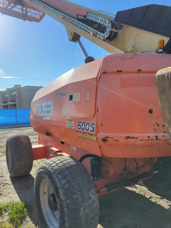 2016 JLG 600S Boom Lift