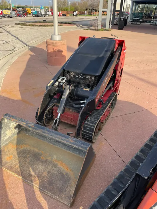2019 Toro TX427 Track Loader