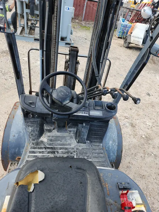 2018 Toyota 8FDU25 Warehouse Forklift